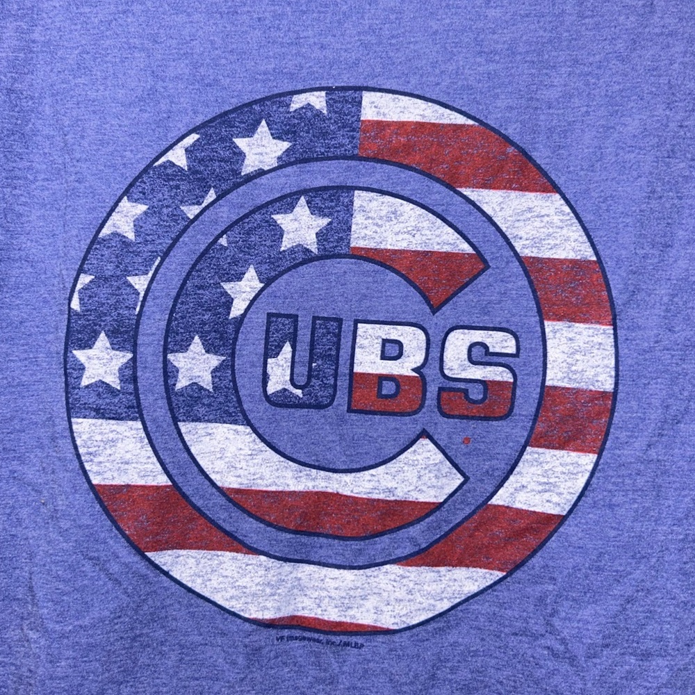 ⚾️🐻🏟️ Chicago Cubs Americana Stars & Stripes Flag Shirt 🏟️⚾️ - Picture 3 of 8